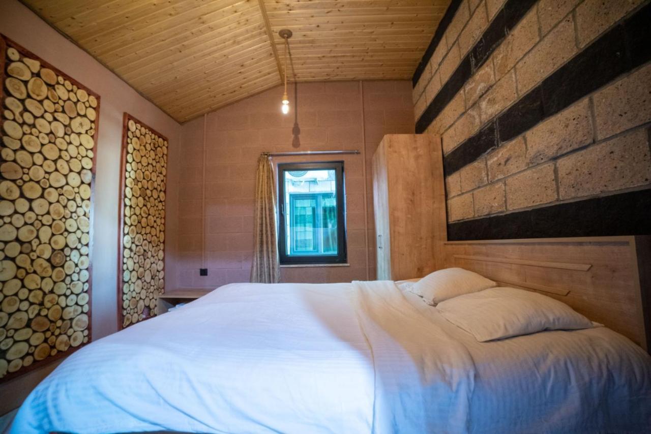 Arevik Resort Cottages Sevan Exterior photo