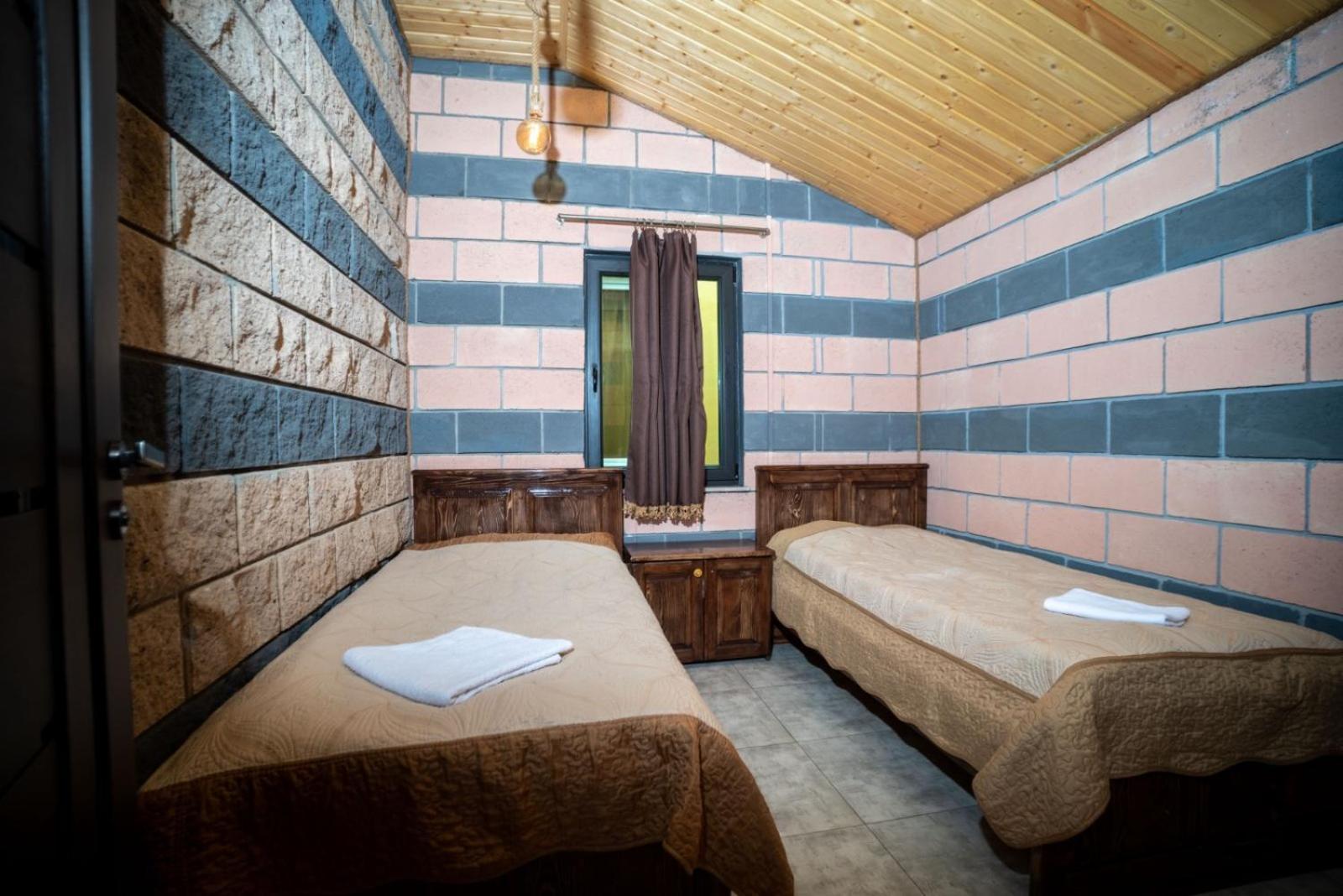 Arevik Resort Cottages Sevan Exterior photo