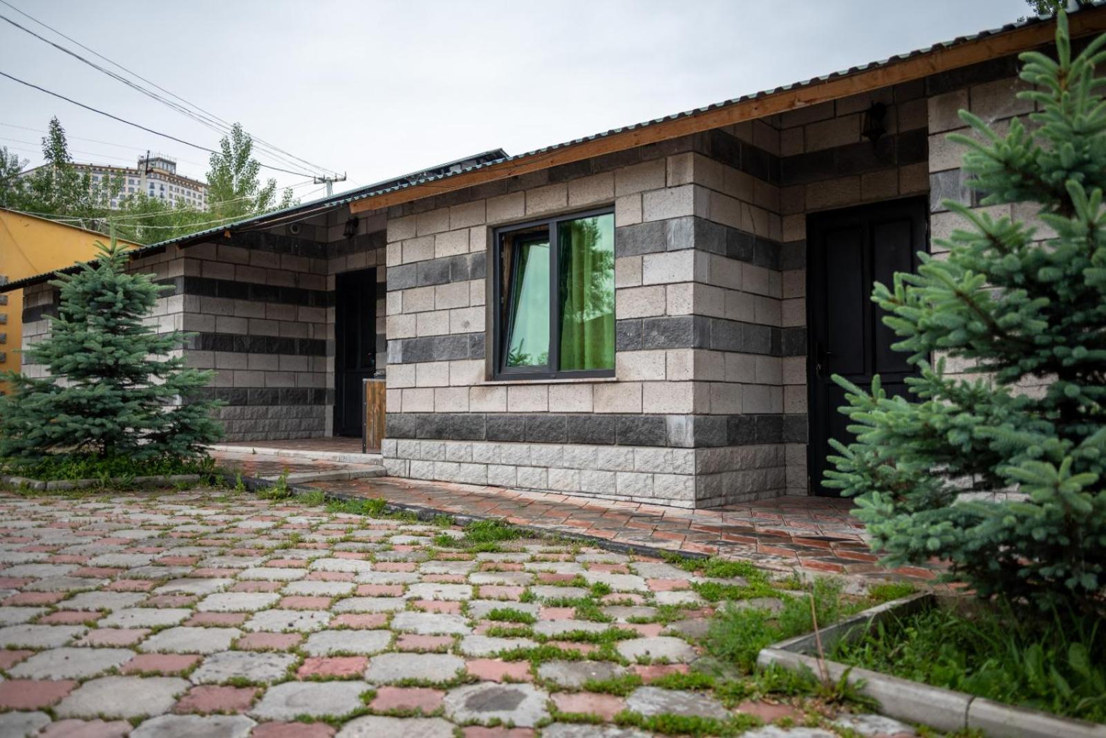 Arevik Resort Cottages Sevan Exterior photo